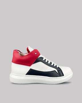 ankle length lace-up sneakers