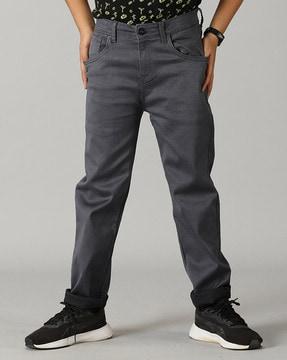 ankle length pants with button closure