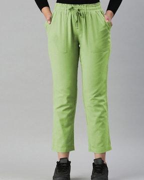 ankle-length pants with insert pockets