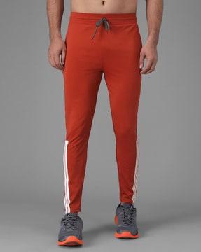 ankle length straight track pant