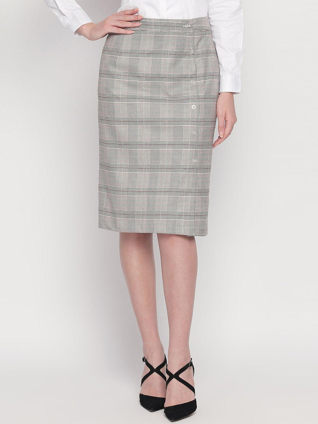 annabelle by pantaloons women white & black checked a-line skirt