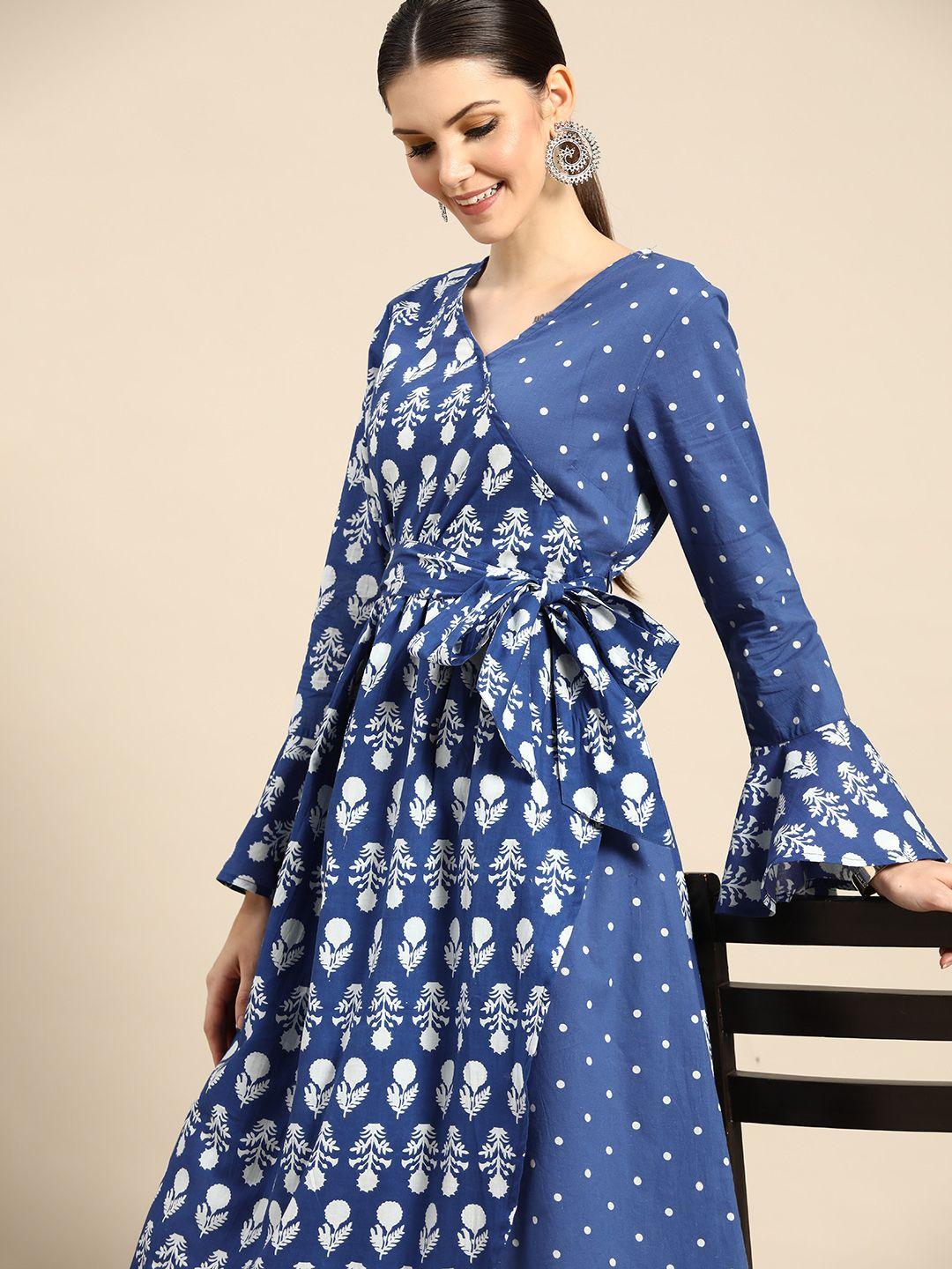 anouk women blue & white ethnic motifs printed angrakha kurta