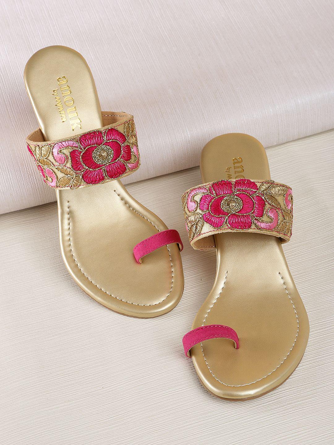 anouk women gold-toned woven design one toe heels