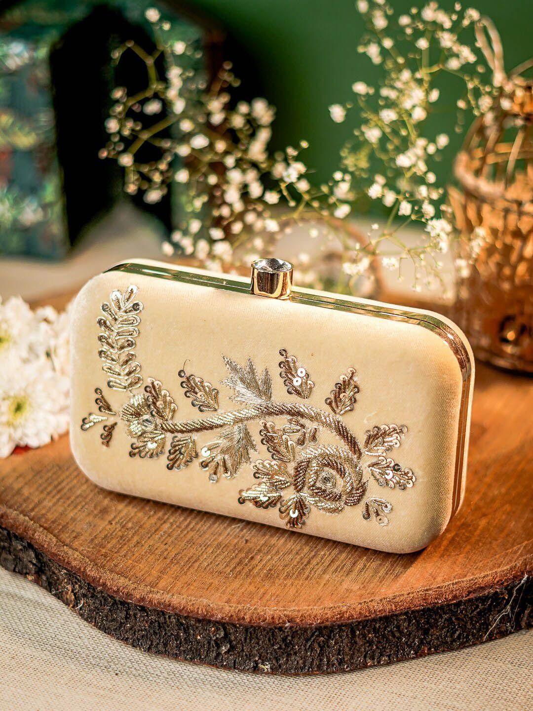 anouk cream-coloured printed embroidered box clutch
