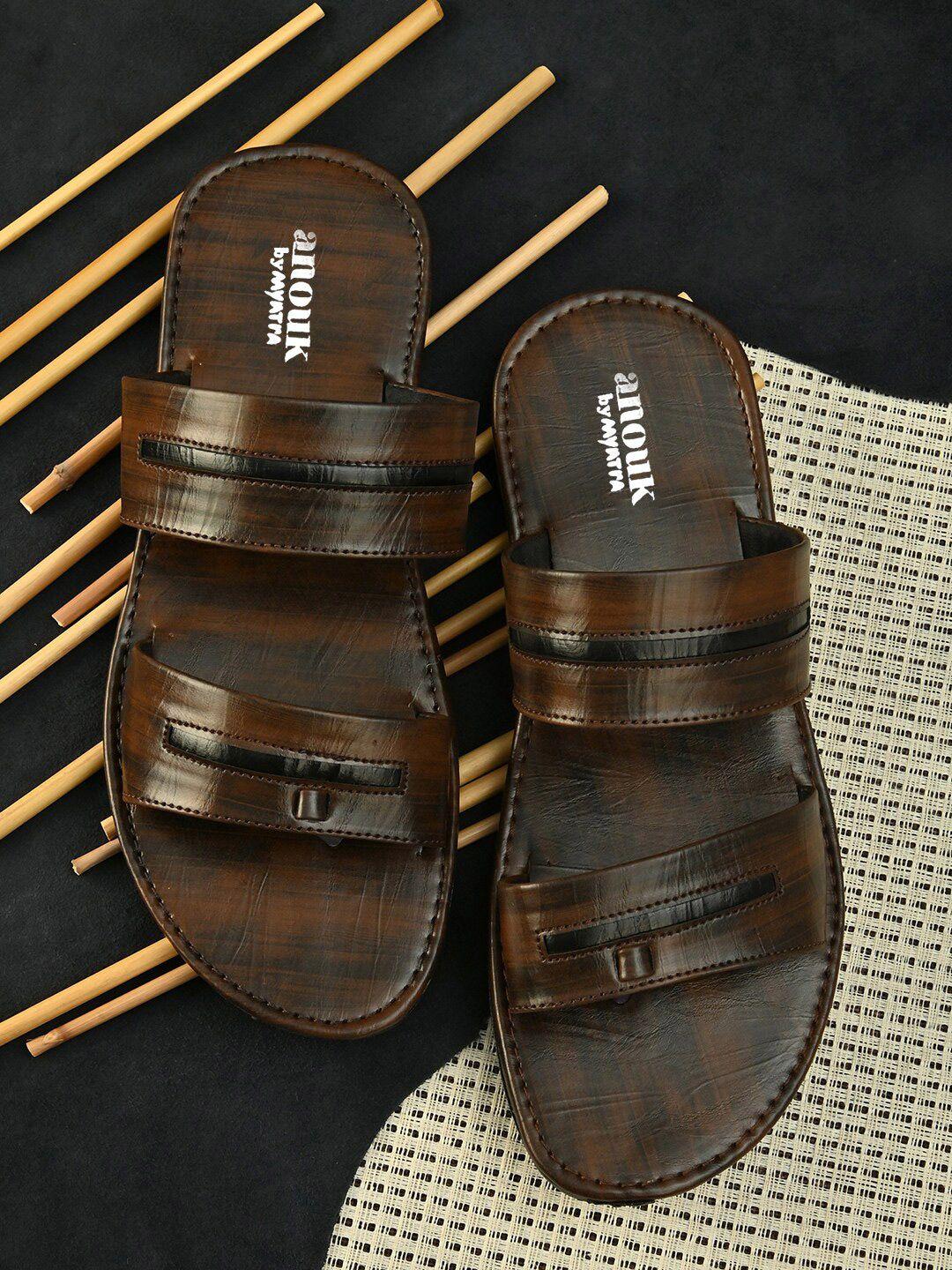 anouk men brown textured comfort sandals