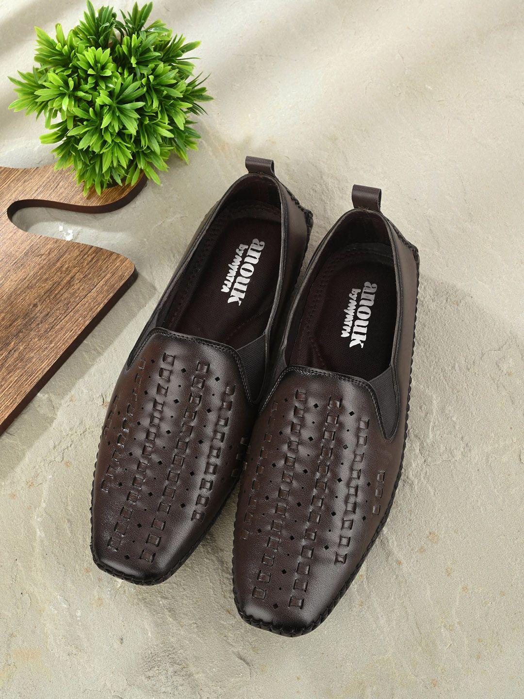 anouk men woven design lightweight loafers