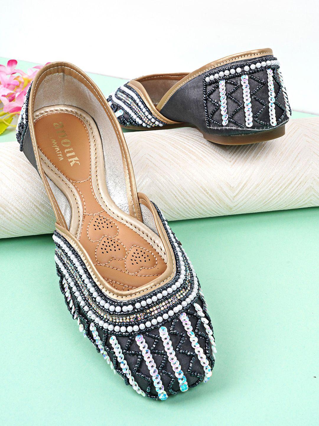 anouk women black ethnic ballerinas with bows flats