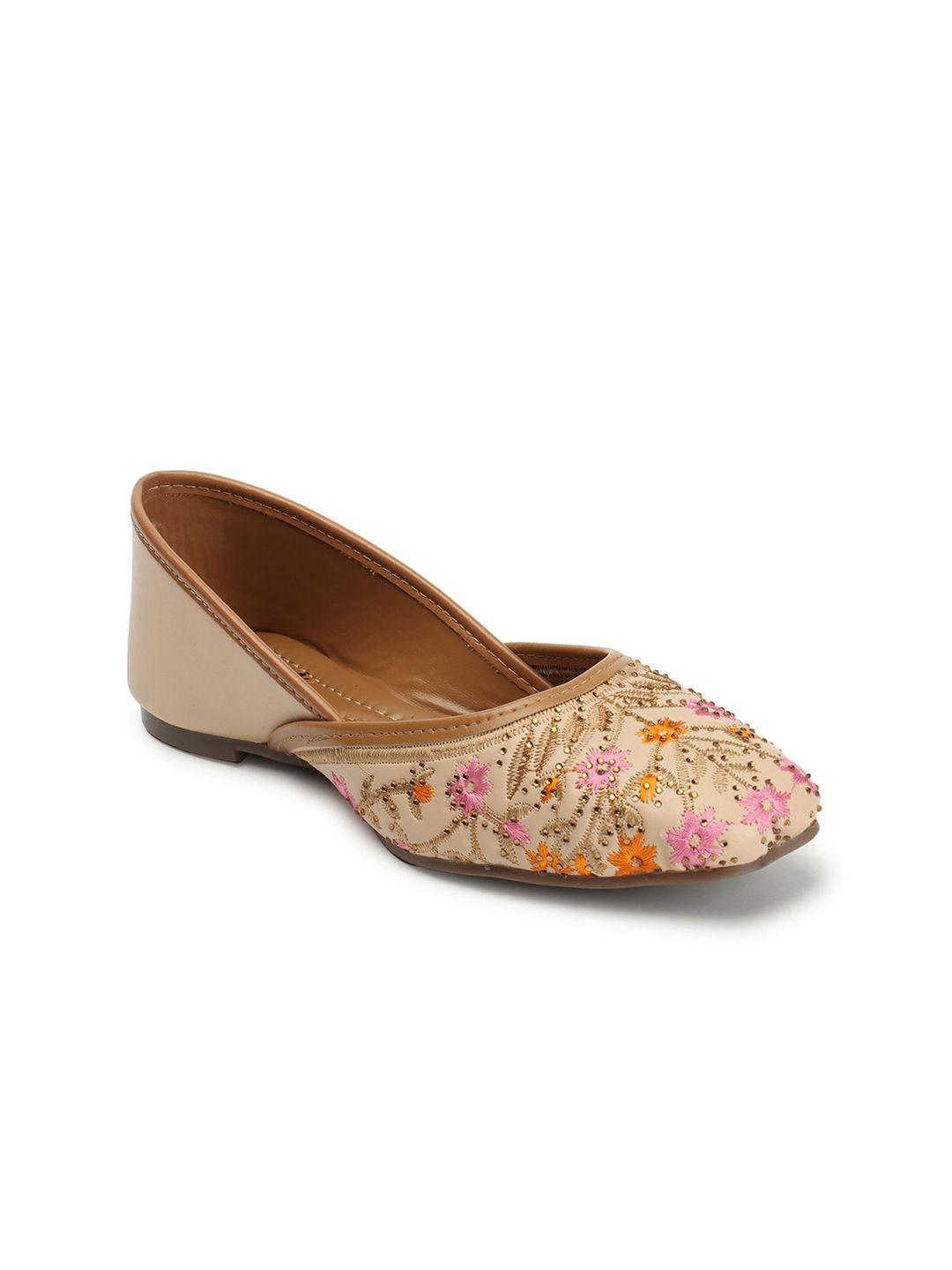 anouk women cream-coloured open toe flats