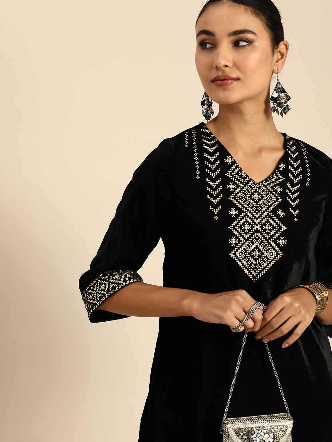 anouk women ethnic motifs yoke design velvet kurta