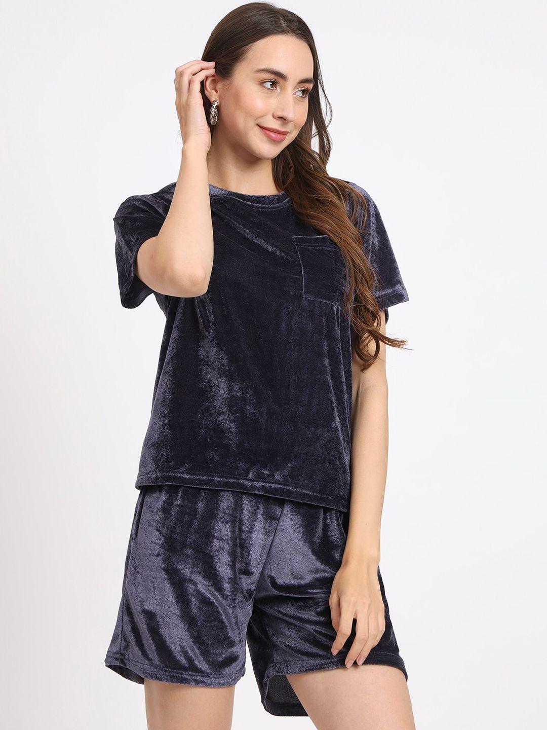 anvi be yourself black round-neck velvet t-shirt with shorts