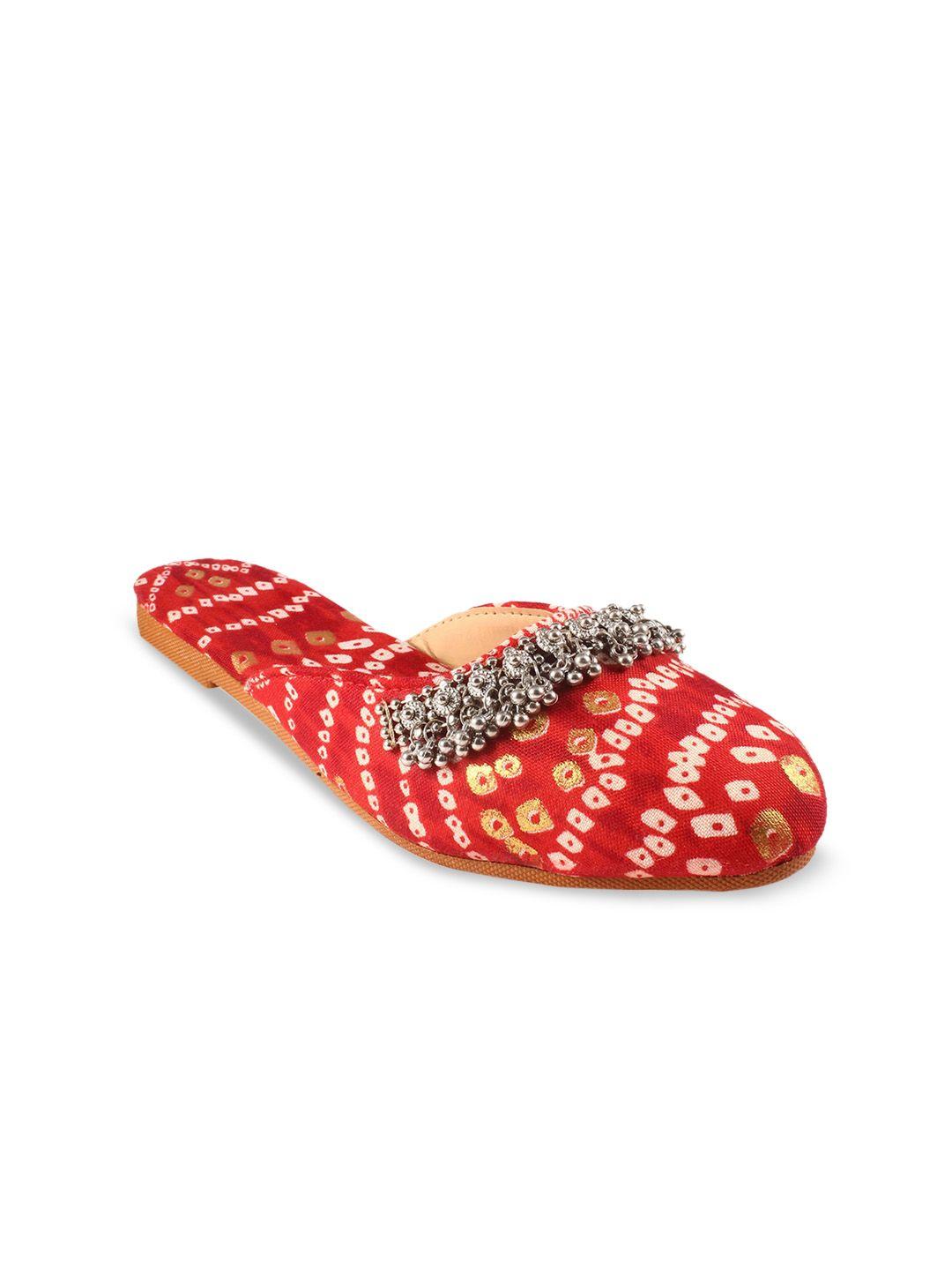 apratim bandhani printed fabric mules