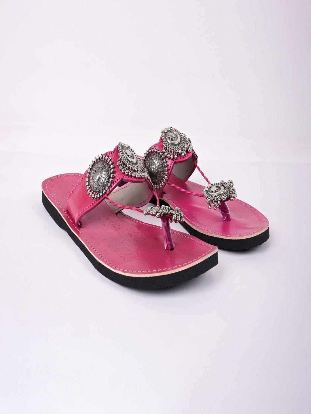 apratim embellished leather one toe flats