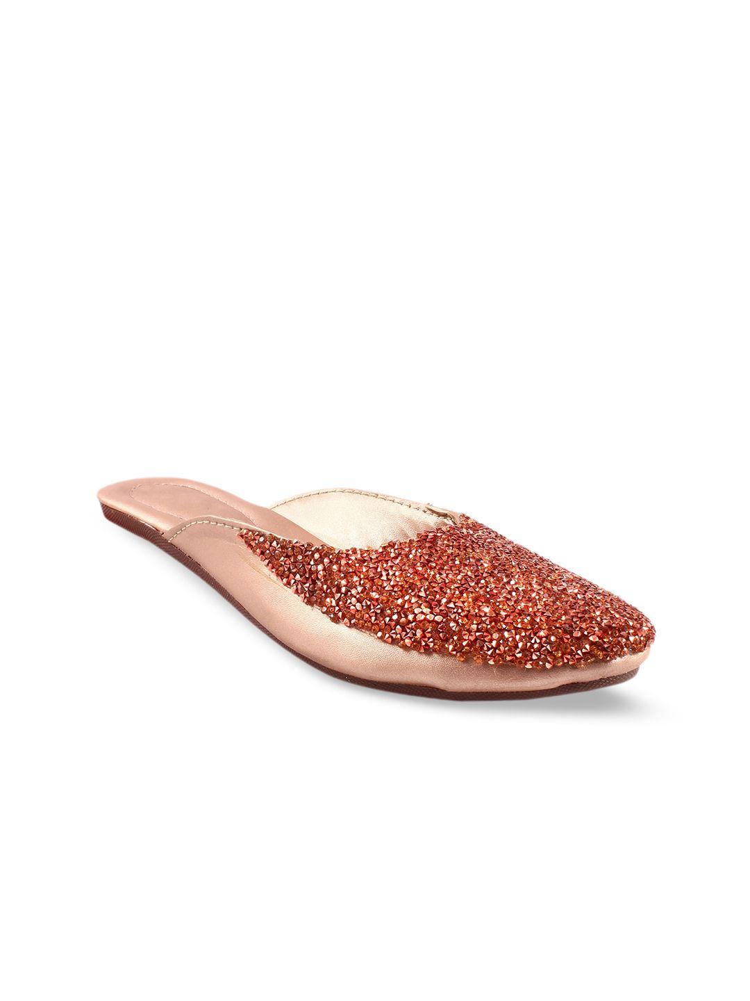 apratim embellished round toe mules