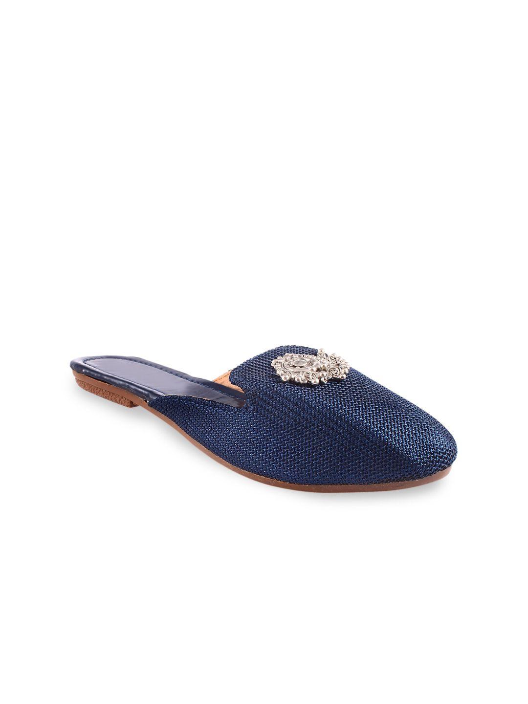 apratim embellished round toe mules