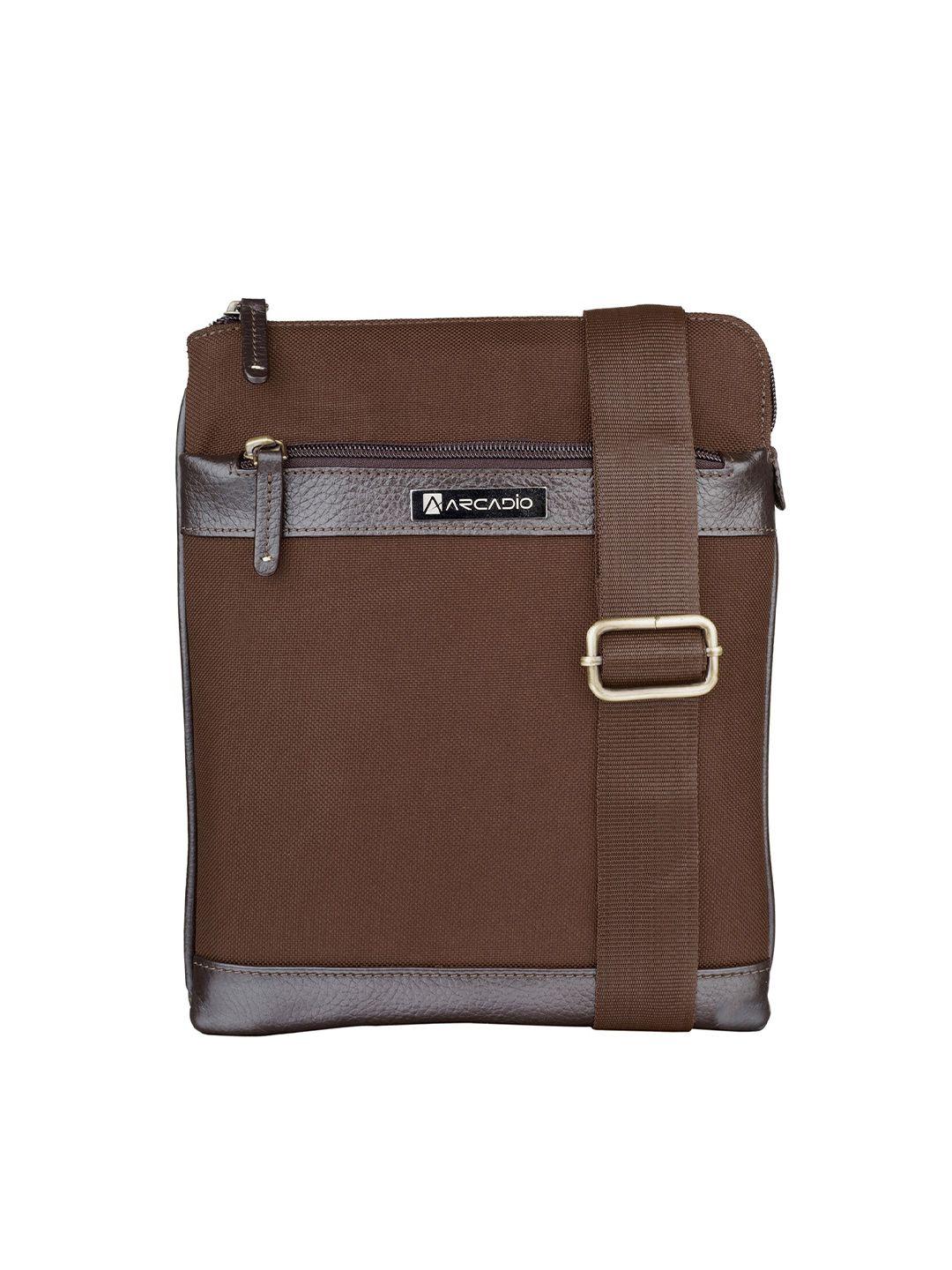 arcadio unisex brown textured messenger bag