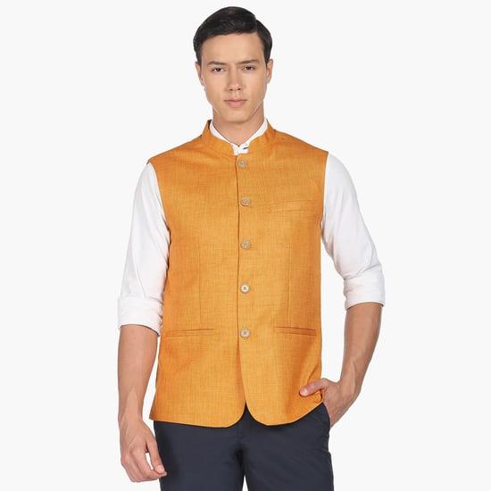 arrow men mandarin collar textured regular fit nehru jacket