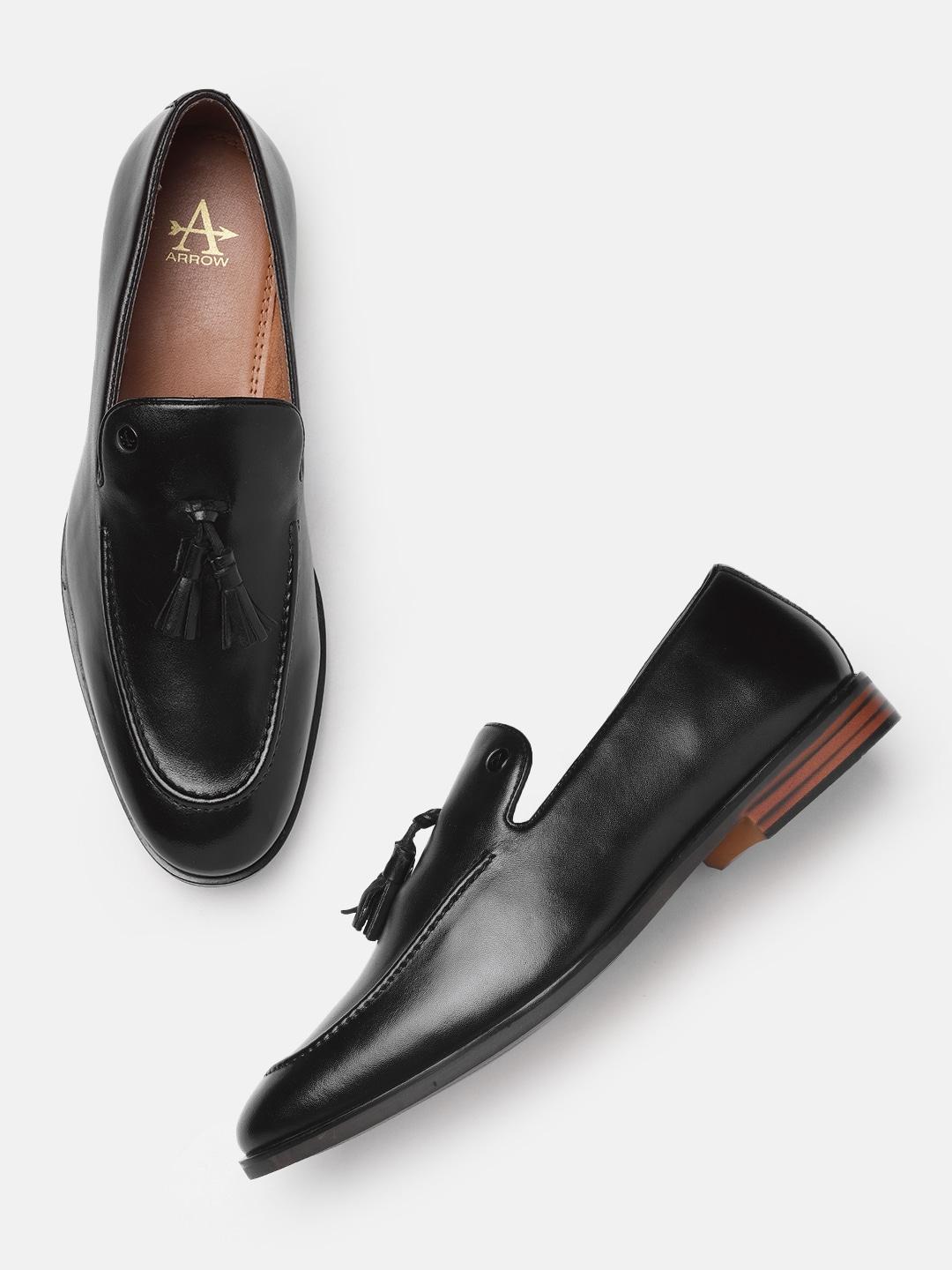 arrow men solid ellipse formal leather tasselled loafers