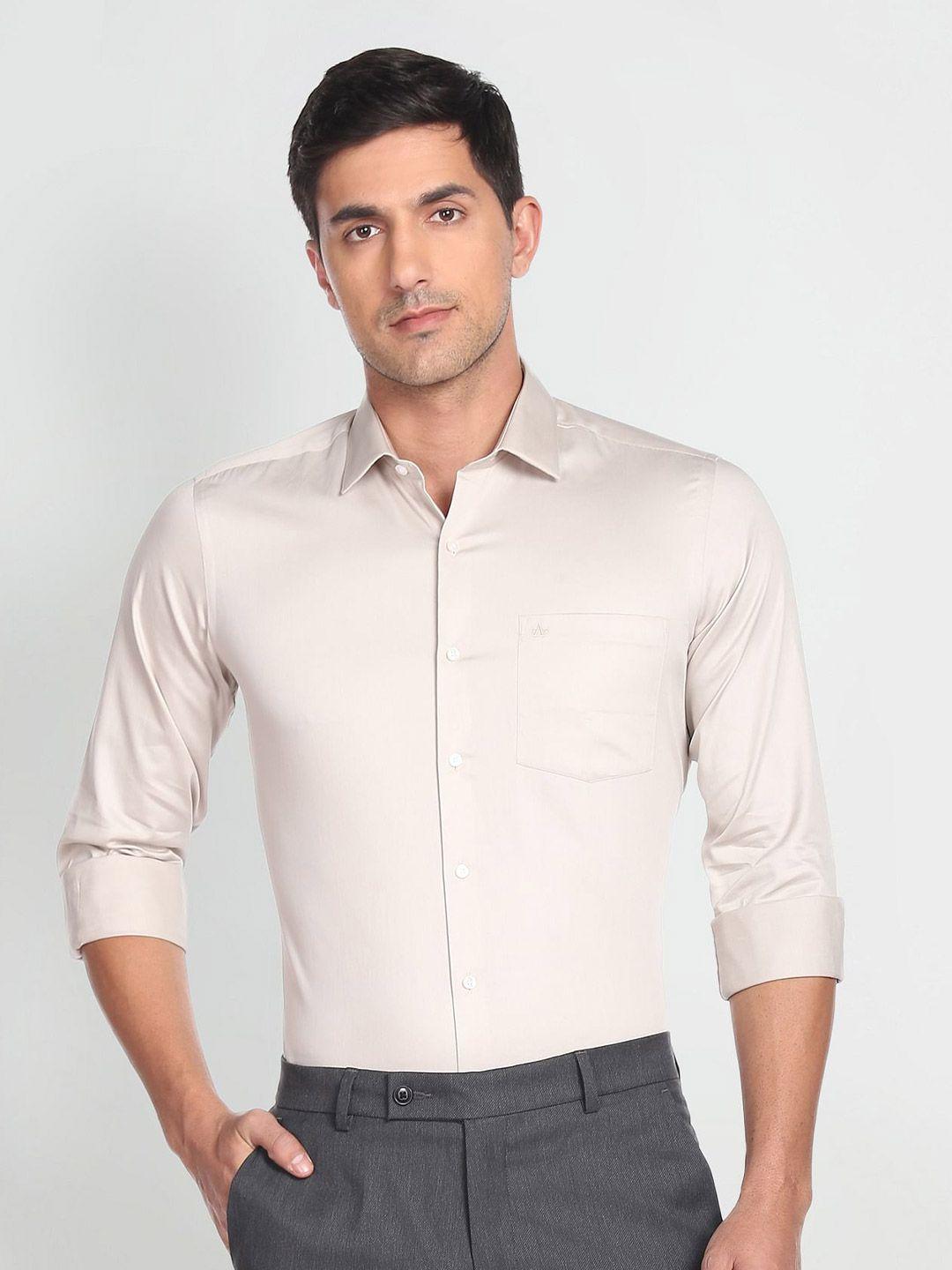 arrow slim fit spread collar pure cotton casual shirt