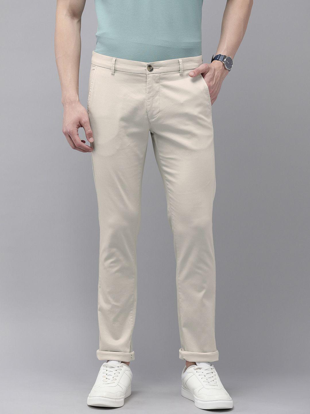 arrow sport men slim fit low-rise geometric printed regular trousers