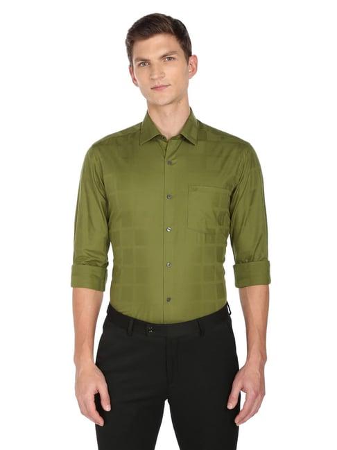arrow green cotton slim fit texture shirt