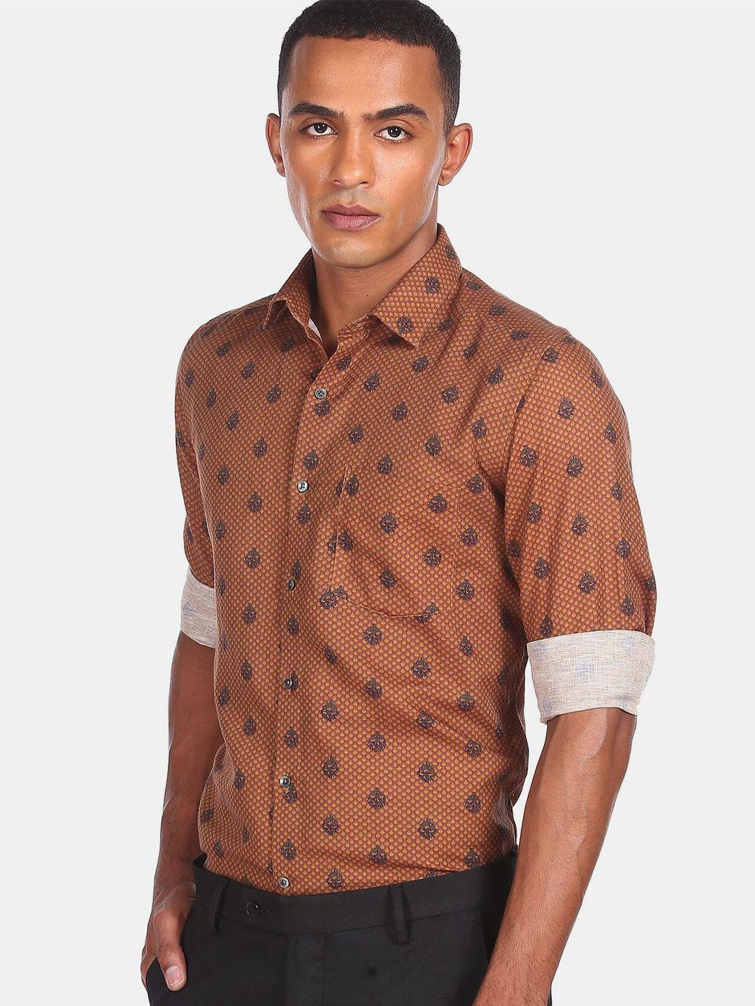 arrow men brown slim fit printed casual shirt