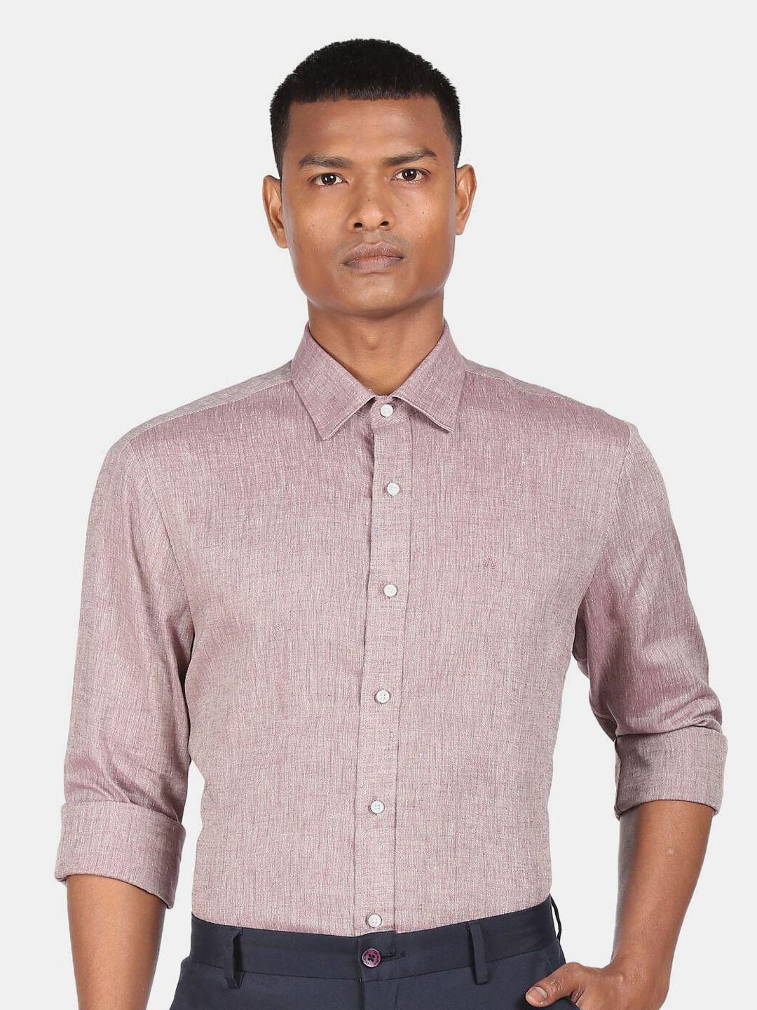 arrow men mauve regular fit formal shirt