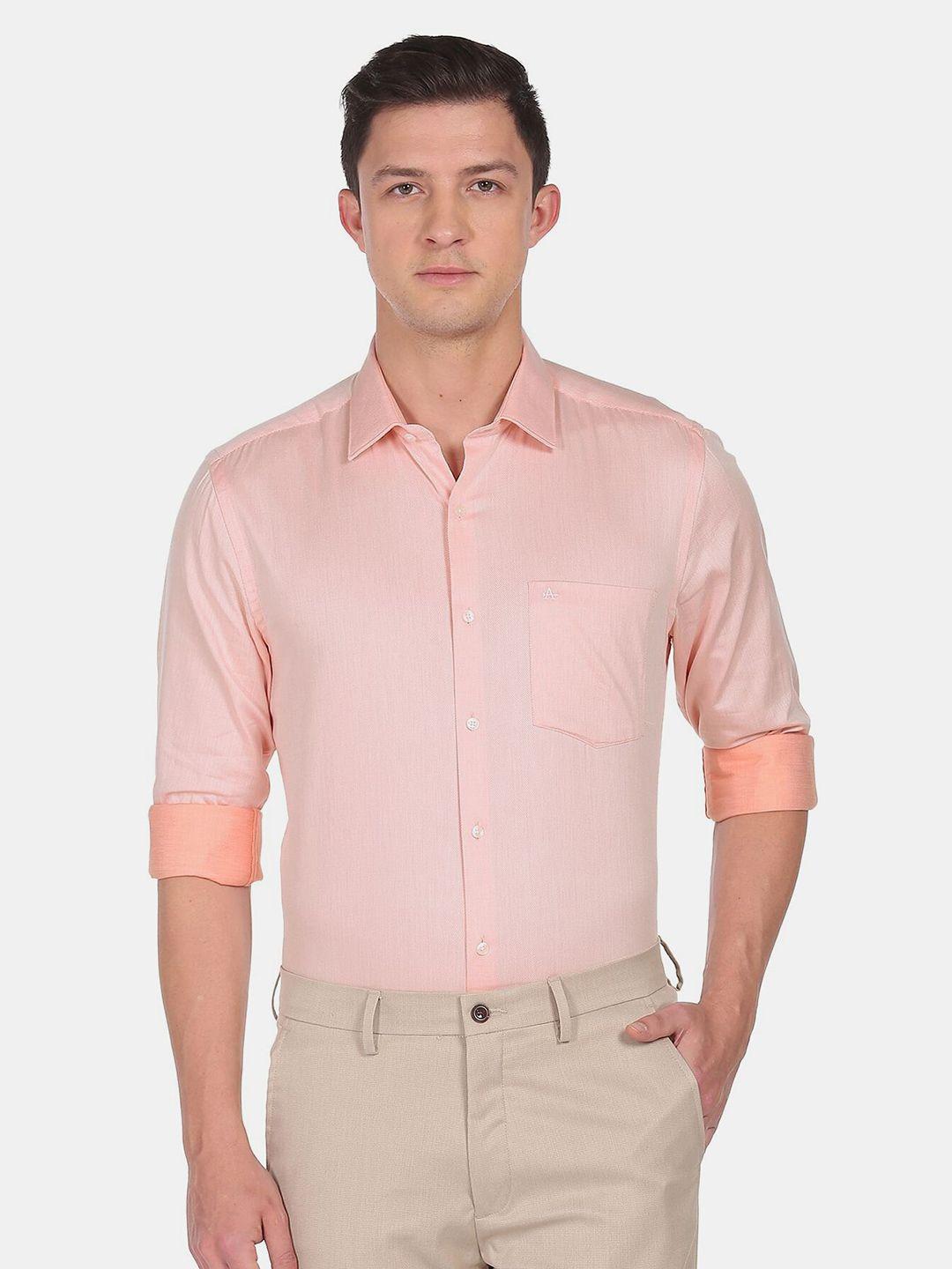 arrow men pink solid slim fit formal shirt