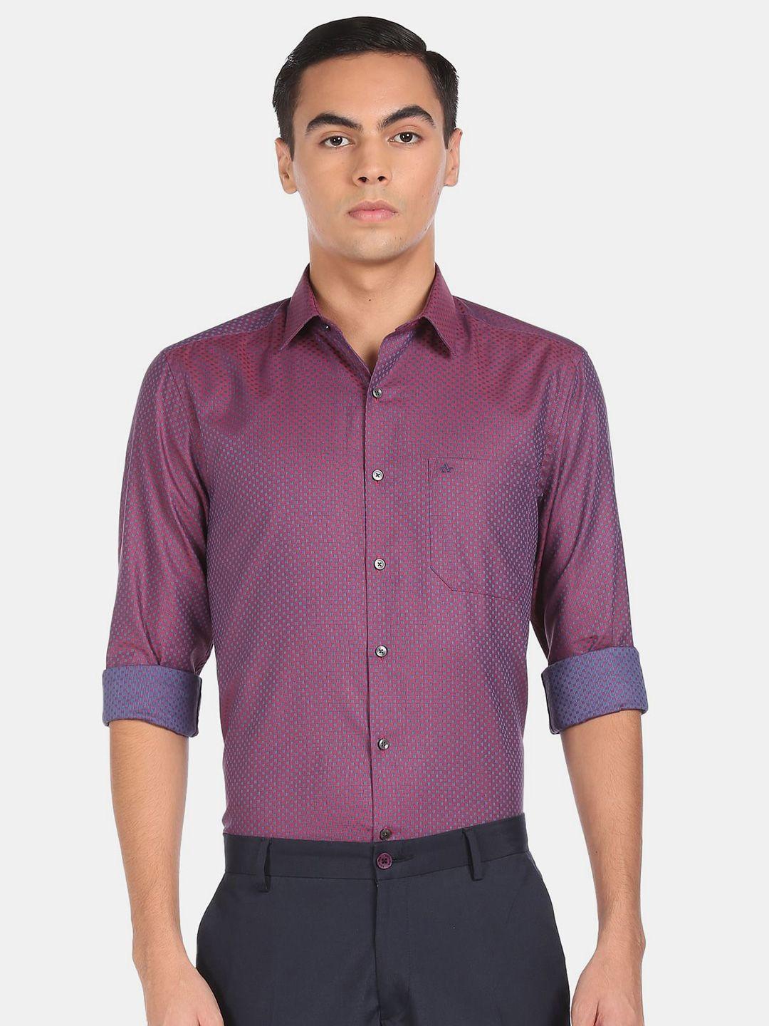 arrow men purple & blue textured formal shirt