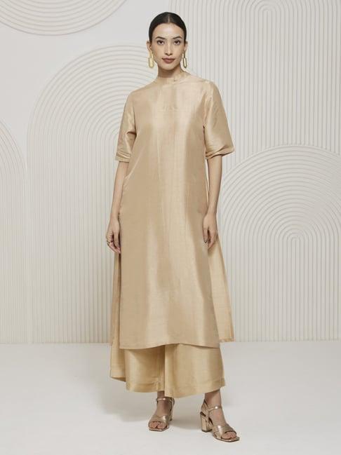 artagai shell elevated basics round neck kurta with back inverted box pleat detail and wide leg trouser
