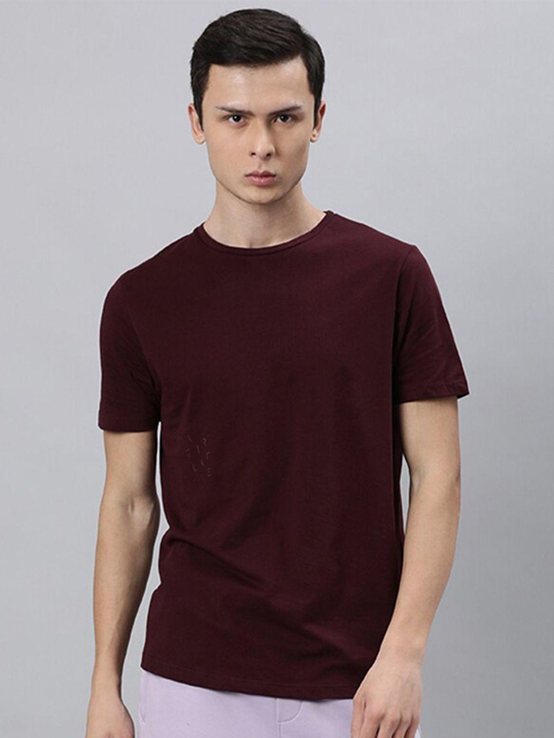 articale men maroon solid v-neck slim fit cotton t-shirt