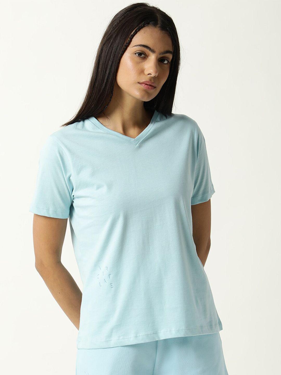 articale women blue solid v-neck slim fit cotton t-shirt