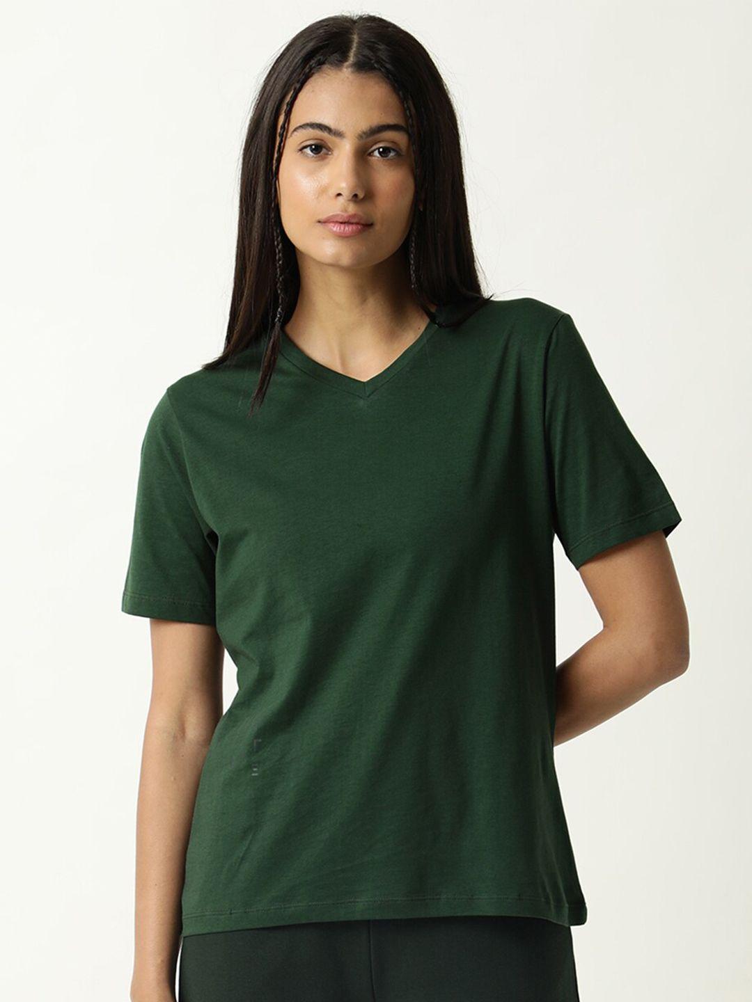 articale women green v-neck slim fit t-shirt