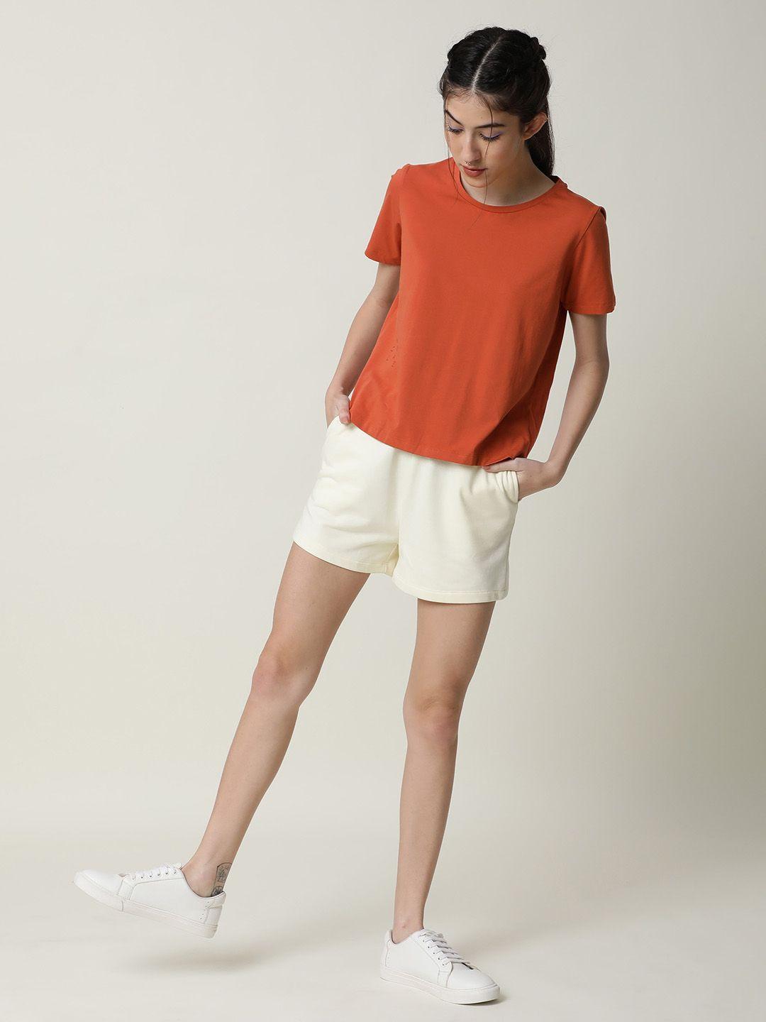 articale women off white solid slim fit cotton sport shorts