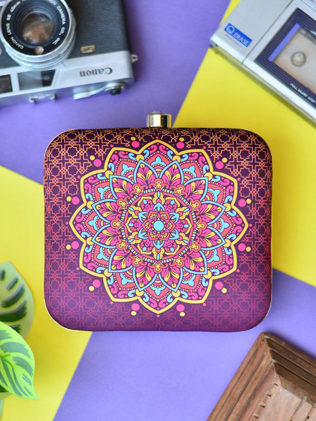 artklim  printed box clutch