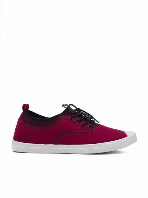 asian men's maroon casual sneakers