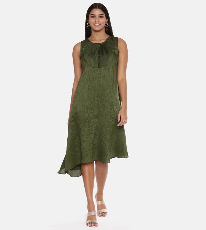 asmi by mayank modi green slub silk pleated dress