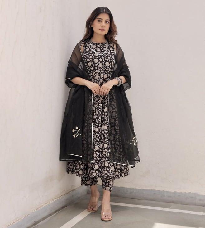 asrumo black sukoon summer jaal handblock cotton anarkali kurta with pant and organza gota work dupatta set