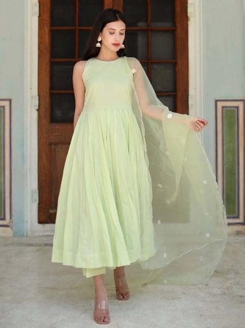 asrumo nora pista flower anarkali