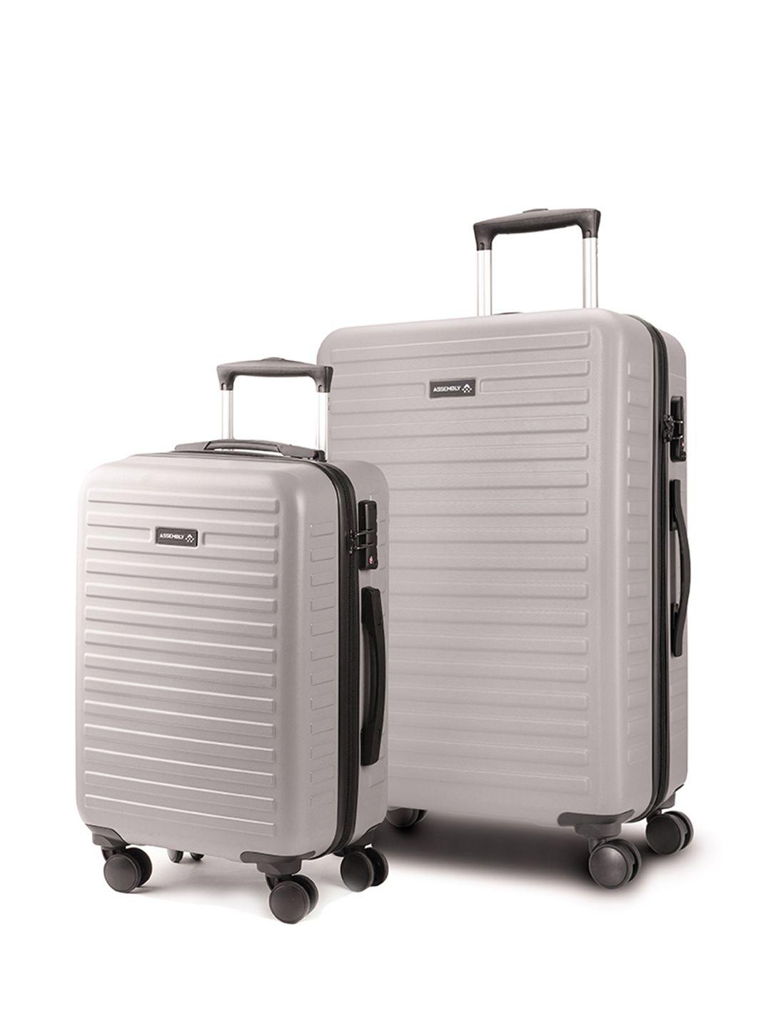 assembly set of 2 textured hard-sided trolley suitcase