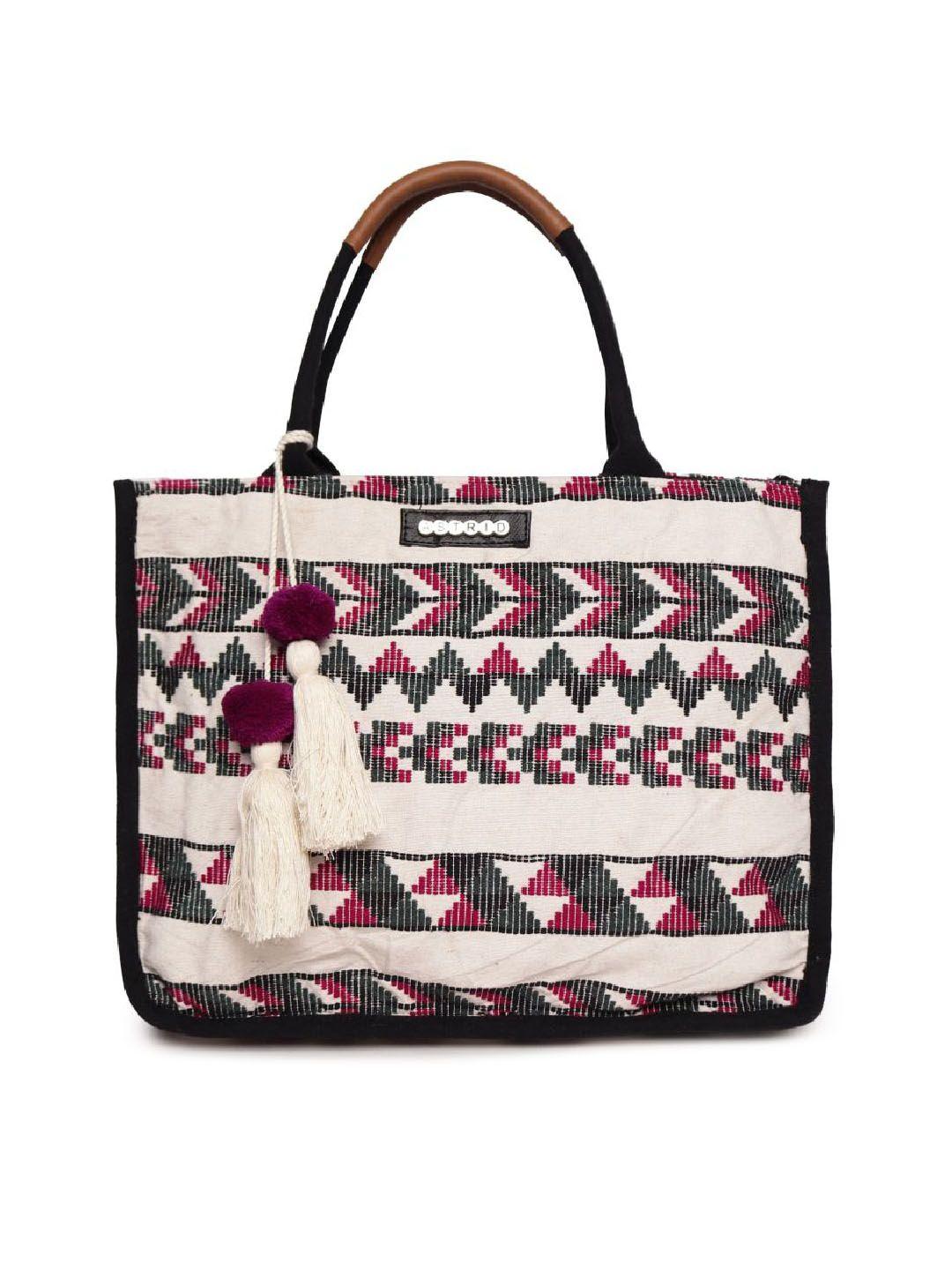 astrid geometric printed structured tote bag with tasselled