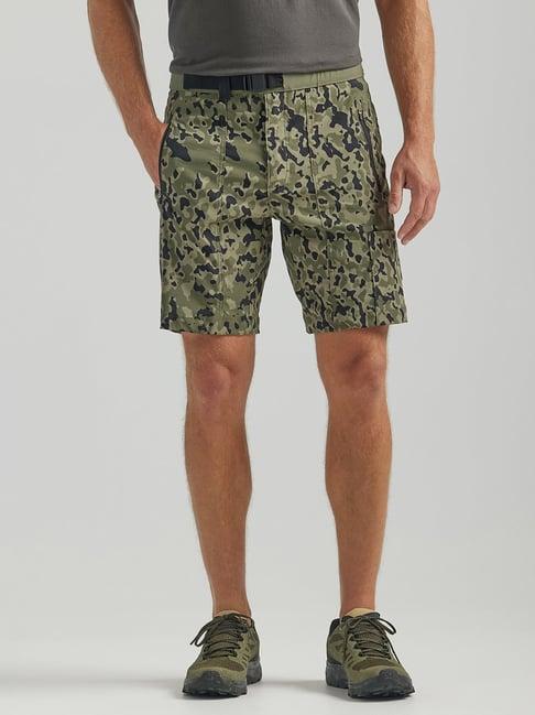 atg by wrangler olive regular fit camo print shorts