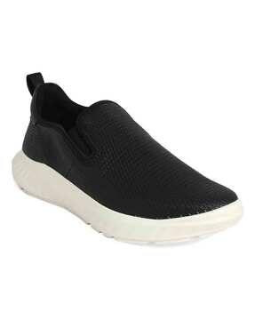 ath-1fw low-top slip-on shoes