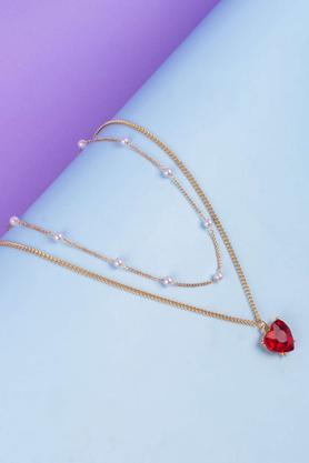 attractive layered chain necklace with heart shaped pendant and pearls