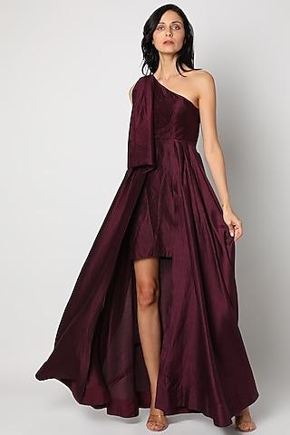 aubergine layered gown with tie-up