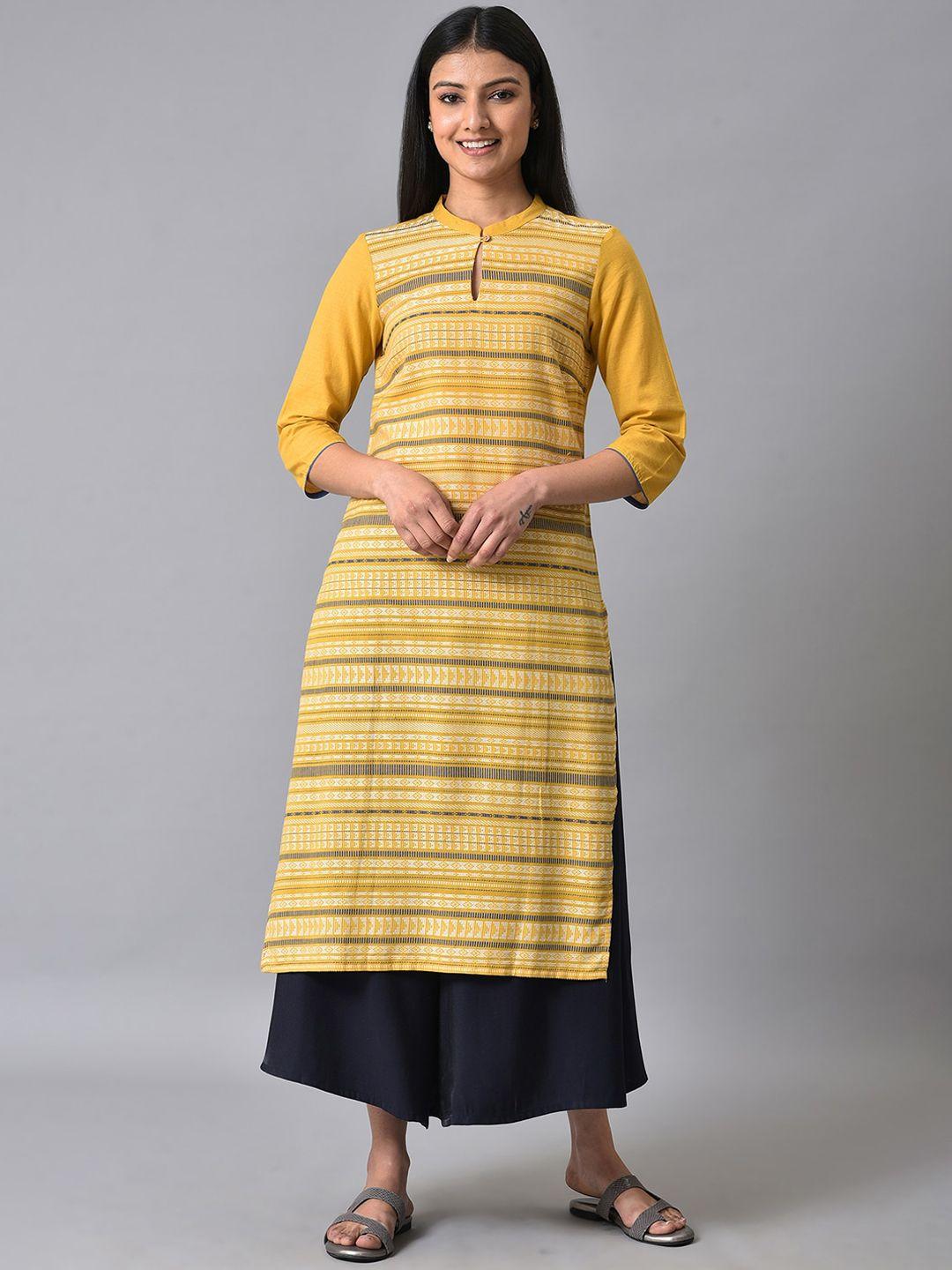 aurelia ethnic motifs printed keyhole necck pure cotton kurta