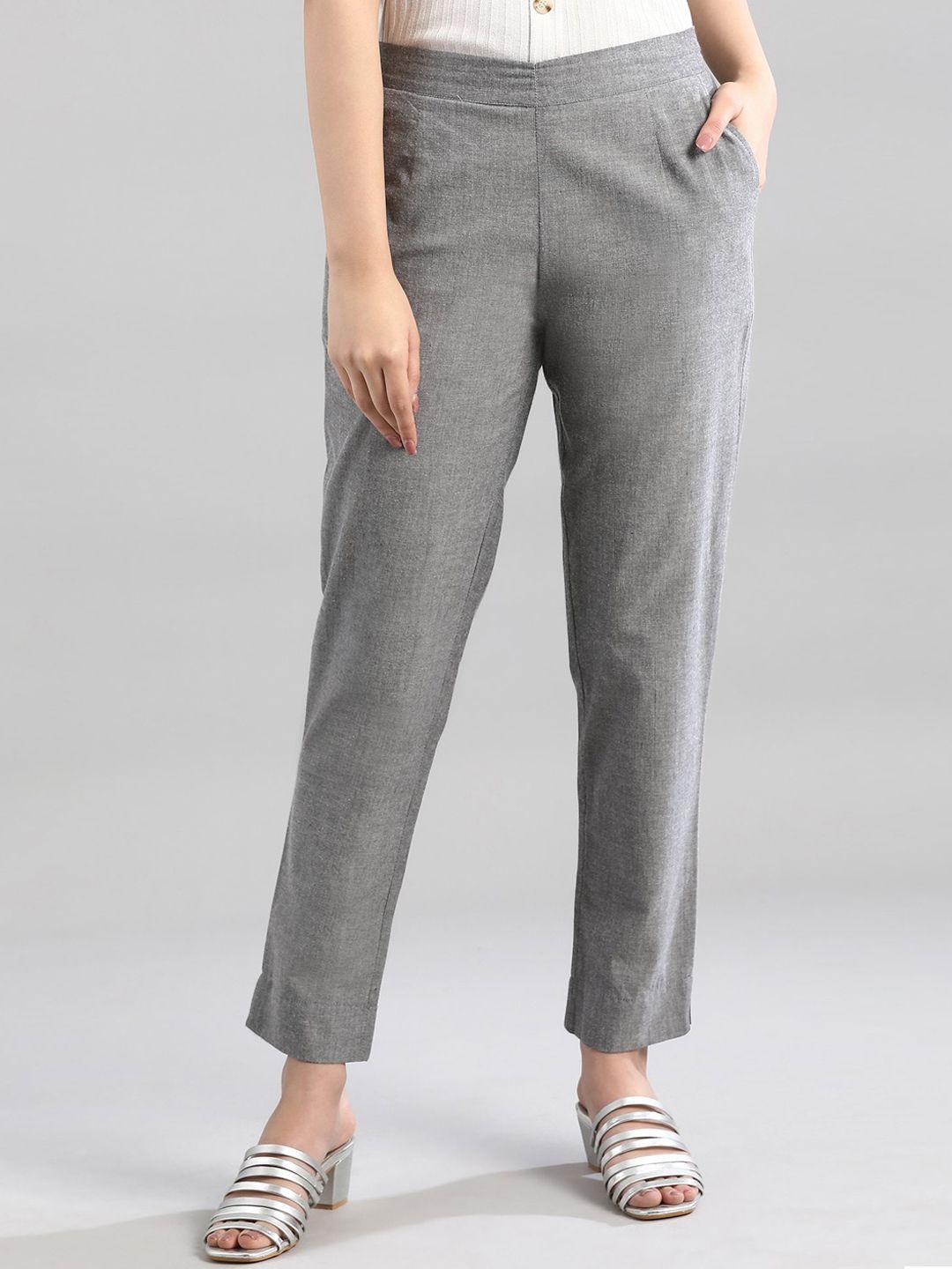 aurelia women grey solid regular fit trousers