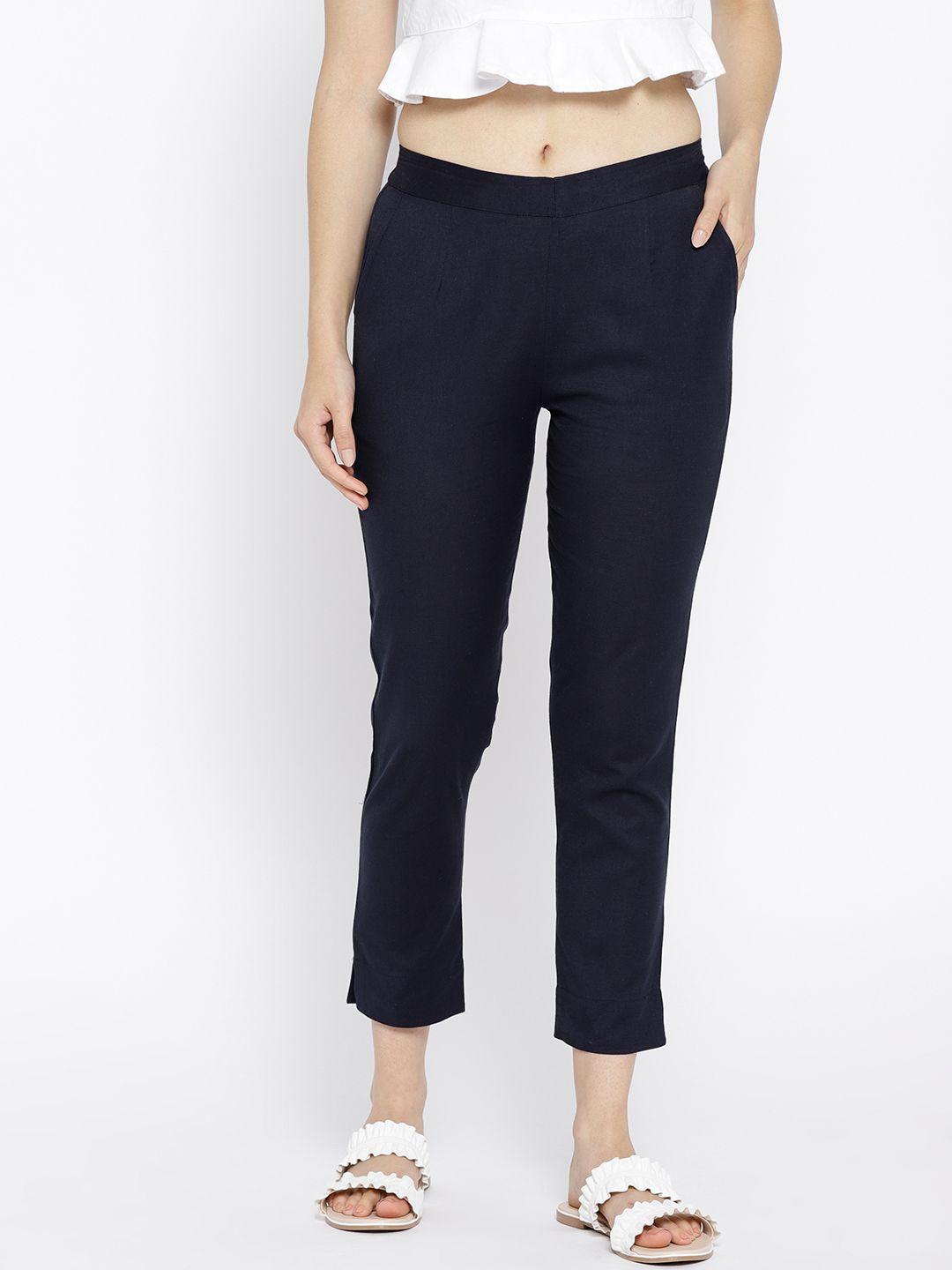 aurelia women navy regular fit solid cropped trousers