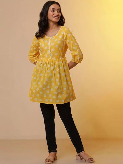 aurelia yellow & navy cotton printed short kurti jeggings set