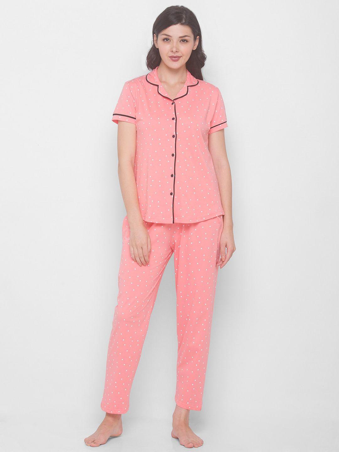 av2-women-peach-coloured-&-white-pure-cotton-polka-dot-printed-night-suit