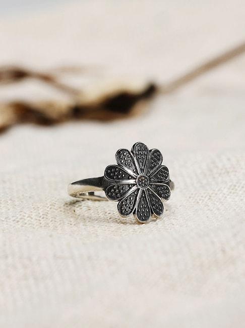 avni by giva 92.5 sterling silver flower ring for women